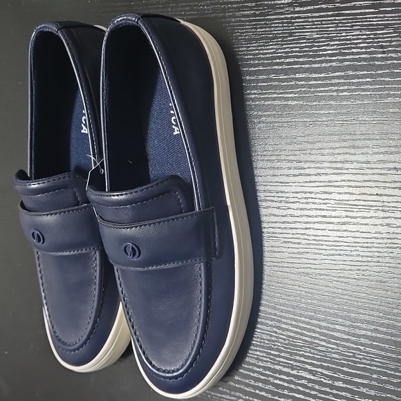 NWT Nautica Women's Slip On Loafer Sneakers Walking Shoes Size 7 - Picture 3 of 11